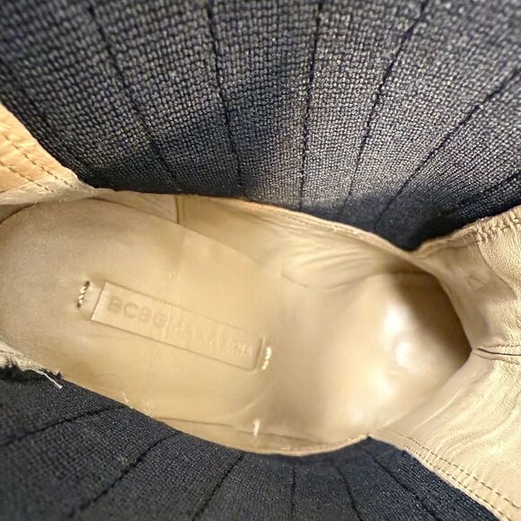 BCBGMAXAZRIA Virginia black suede high heel ankle boots, size 8 - Picture 7 of 8